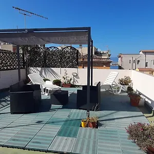  Appartement Rosa's With Terrace
